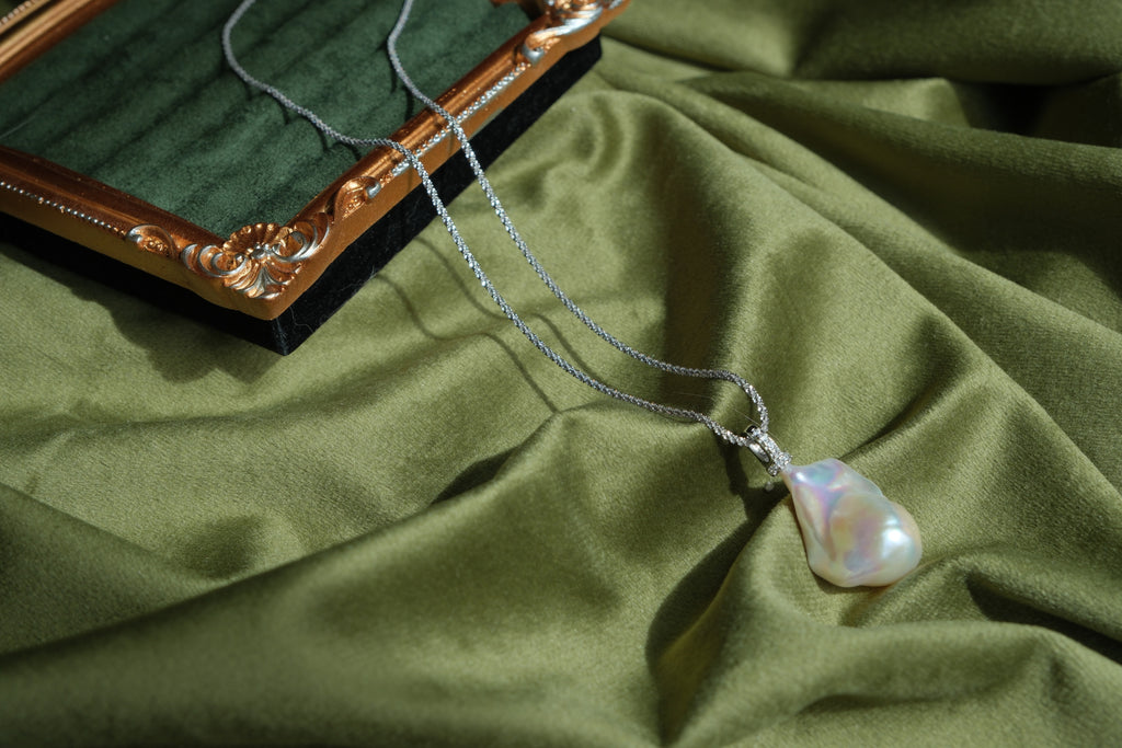 Baroque Pearl Necklace - Versatile Bail