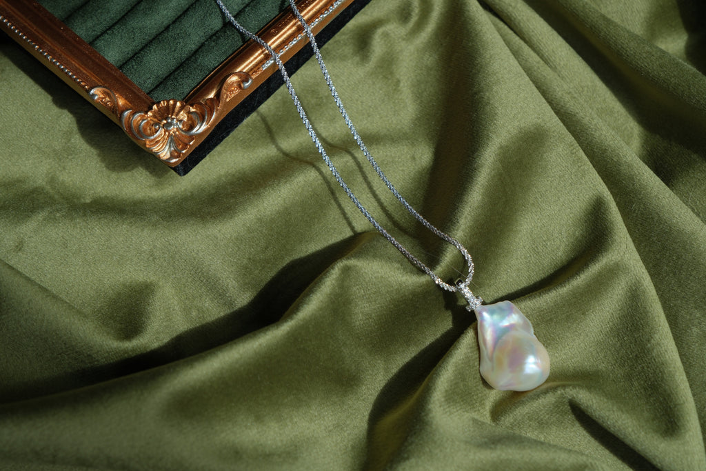 Baroque Pearl Necklace - Versatile Bail