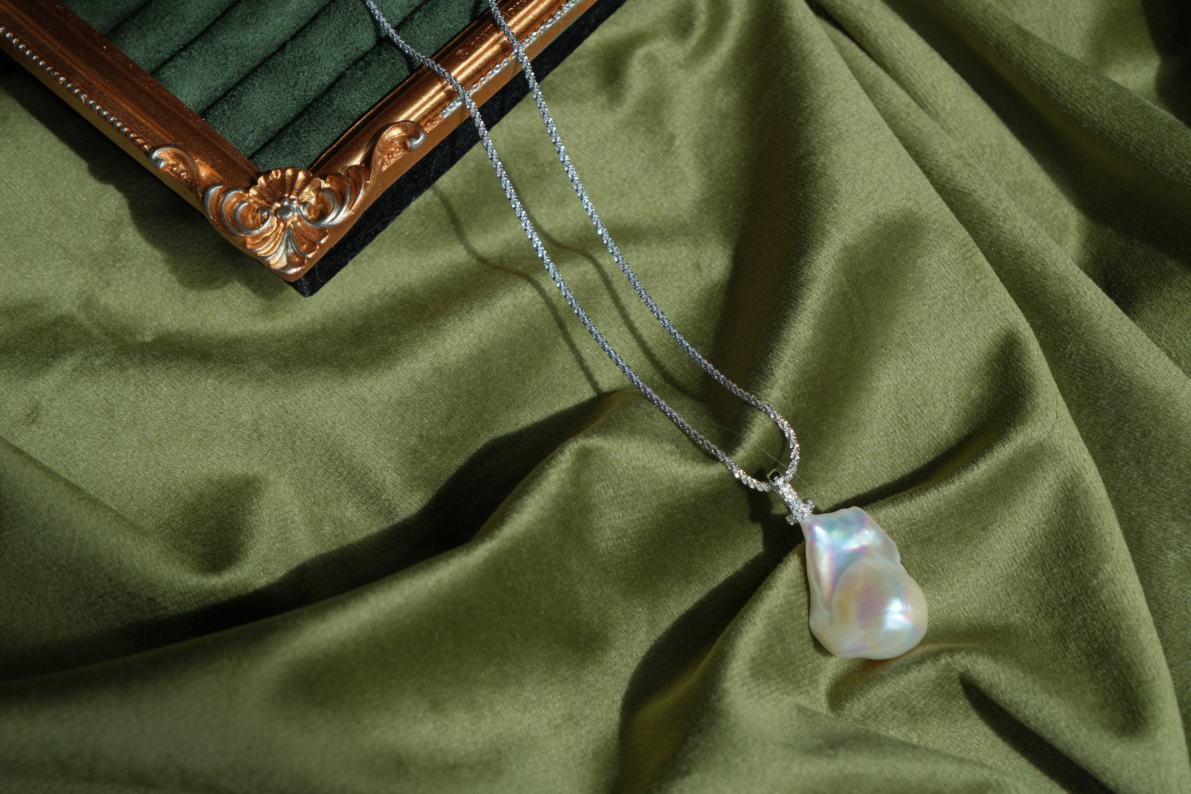 Baroque Pearl Necklace