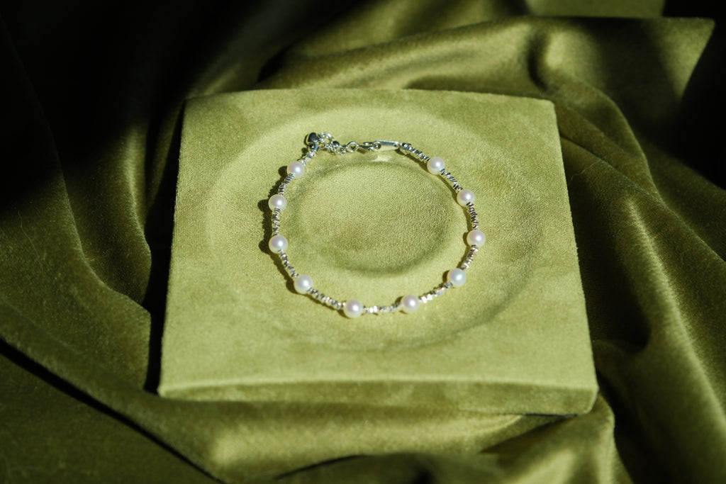 Silver Shards & Pearl Bracelet