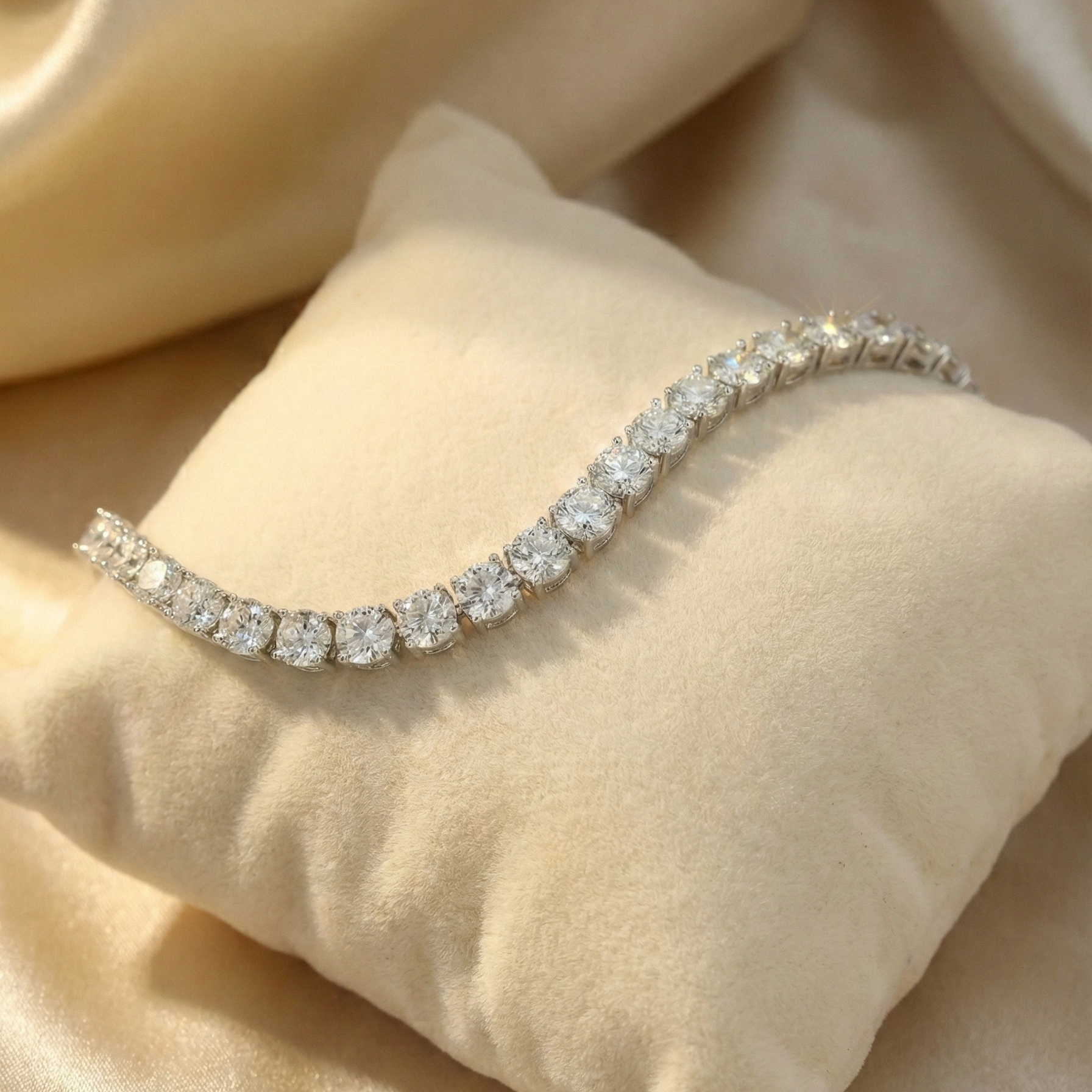 18K Gold Lab-Grown Diamond Tennis Bracelet